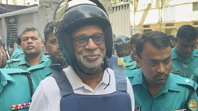 আদালতের প্রতি আস্থা নেই, জামিন চাননি লতিফ সিদ্দিকী