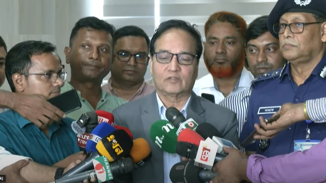 লটারির মাধ্যমে ডিসি পদায়ন হবে না : জনপ্রশাসন সচিব