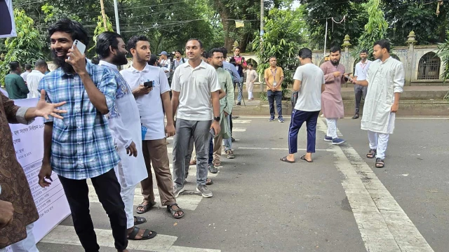 ডাকসু ও হল সংসদ নির্বাচনের ভোটগ্রহণ শেষ