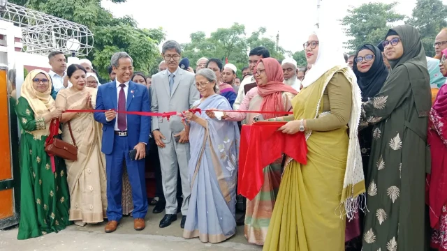 দেশেই ভ্যাকসিন উৎপাদনের প্লান্ট স্থাপন করা হবে : ফরিদা আখতার