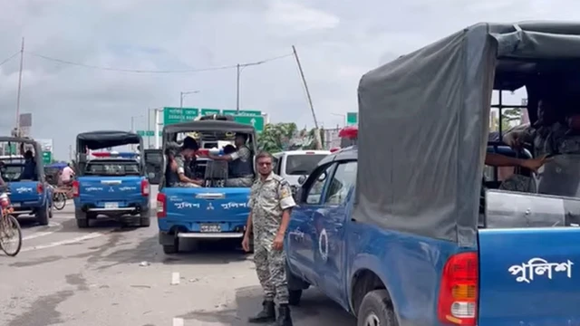 অবরোধের তৃতীয় দিনে থমথমে ভাঙ্গা