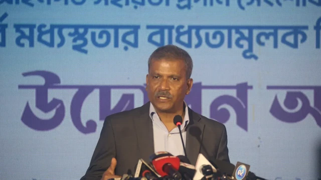 আমি তো খেলোয়াড় বা অভিনেতা নই : আসিফ নজরুল