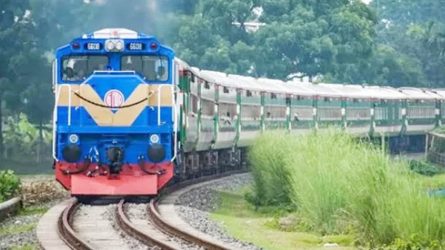 পদ্মা ও মধুমতি এক্সপ্রেস ট্রেনের অফ-ডে বাতিল