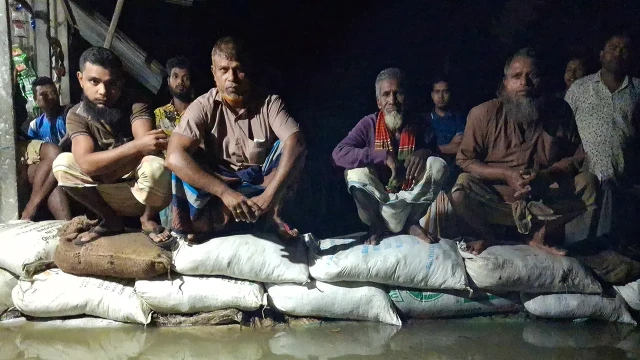 তিস্তা নদীর পানি বৃদ্ধি: আতঙ্কে নির্ঘুম রাত নদীপাড়ের মানুষের