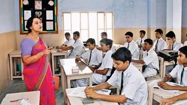 শিক্ষক-কর্মচারীদের বাড়িভাড়া শতাংশ হারে বাড়ছে, আগের পরিপত্র বাতিলের সিদ্ধান্ত