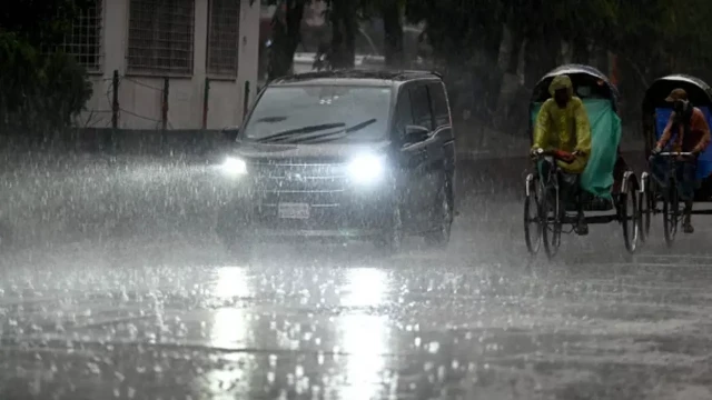 বৃষ্টি আর কতদিন থাকবে, জানাল আবহাওয়া অফিস