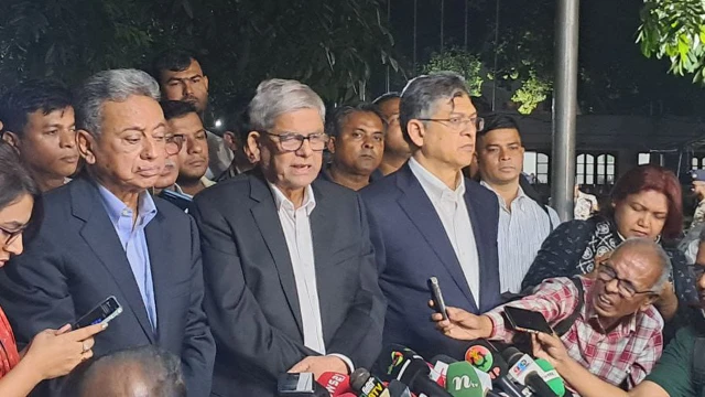 অন্তর্বর্তী সরকারকে কেয়ারটেকারের আদলে গঠন করতে হবে : মির্জা ফখরুল