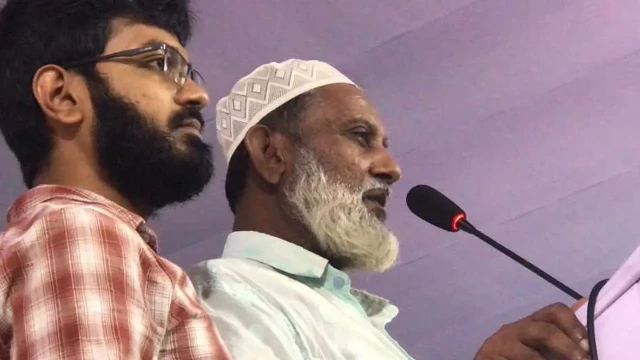 ‘ছেলেকে পাঠিয়েছিলাম ডিগ্রি নিতে, মৃত্যুর ডিগ্রি নিয়ে ফিরেছে’ : জোবায়েদের বাবা