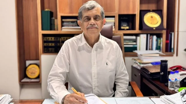 ক্লাস বাদ দেওয়া এমপিওভুক্ত শিক্ষকদের জবাবদিহির আওতায় আনা হবে: শিক্ষা উপদেষ্টা