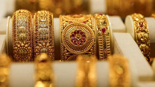 টানা তৃতীয় দফায় কমল আন্তর্জাতিক বাজারে স্বর্ণের দাম