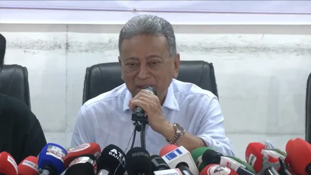 ‘বিএনপি সরকারে এলে ব্যাংক ও বীমা খাতে বড় সংস্কার করা হবে’ — আমীর খসরু