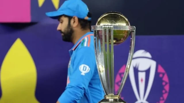 বিশ্বকাপ ফাইনালের হতাশায় ক্রিকেট ছাড়ার কথা ভেবেছিলেন রোহিত শর্মা