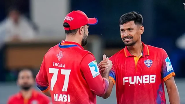 মোস্তাফিজ–তাসকিনের দ্বৈরথে শেষ হাসি মোস্তাফিজের