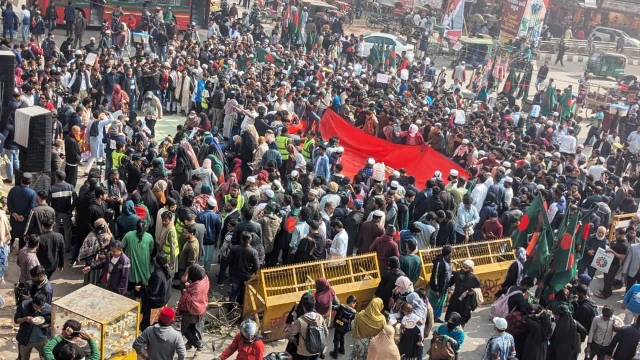 আবারও শাহবাগ অবরোধে ইনকিলাব মঞ্চ