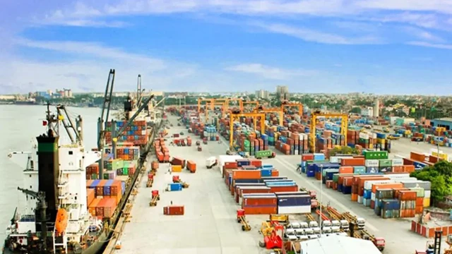 চট্টগ্রাম বন্দরে ৯ ‘জুলাই যোদ্ধা’র বিশেষ নিয়োগ ঘিরে বিতর্ক