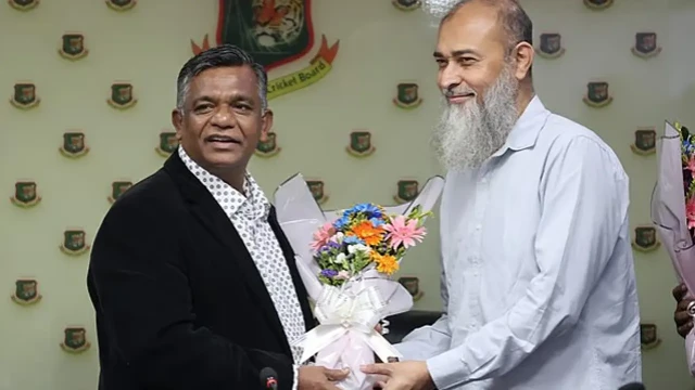 নাজমুল ইসলামকে সরিয়ে দেওয়া হলো, বিসিবির অর্থ কমিটির দায়িত্বে আমিনুল ইসলাম