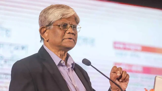 সরকারি কর্মচারীদের বেতন কাঠামো: ২১ জানুয়ারি প্রতিবেদন জমা দেবে বেতন কমিশন