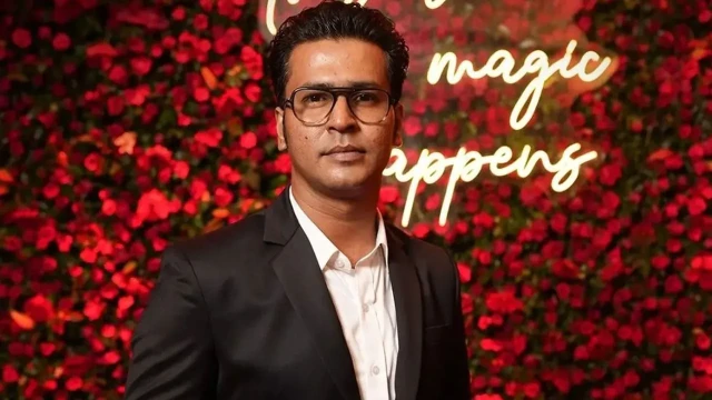 সম্মান ও ন্যায়বোধের প্রশ্নে অনড় অনির্বাণ, ক্ষমা চাওয়ার পথে হাঁটলেন না অভিনেতা