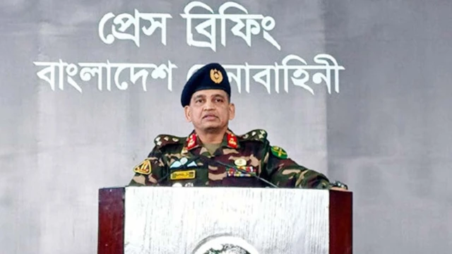 সুষ্ঠু নির্বাচন নিশ্চিতে ভোটকেন্দ্রের আঙিনা পর্যন্ত সেনা টহল