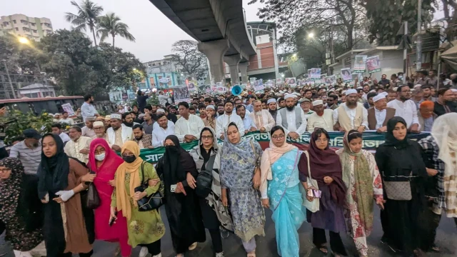 রাজধানীতে ১১ দলের বিক্ষোভ, নির্বাচনে অনিয়মের অভিযোগ