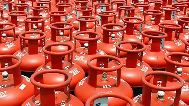 এলপি গ্যাসের ওপর ভ্যাট কমিয়ে প্রজ্ঞাপন জারি