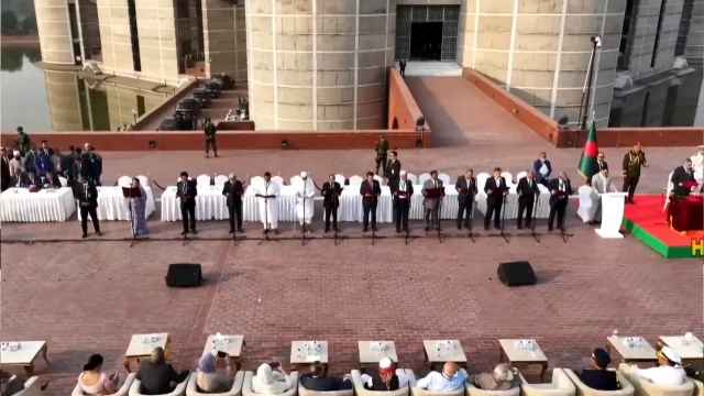 রাষ্ট্রপতির কাছে নতুন মন্ত্রীদের শপথ সম্পন্ন