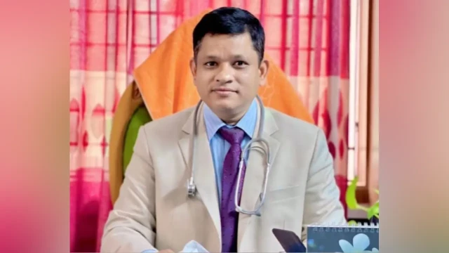 শ্রীপুরে মুমূর্ষু শিশুকে সরকারি অ্যাম্বুলেন্স থেকে নামানোর অভিযোগ