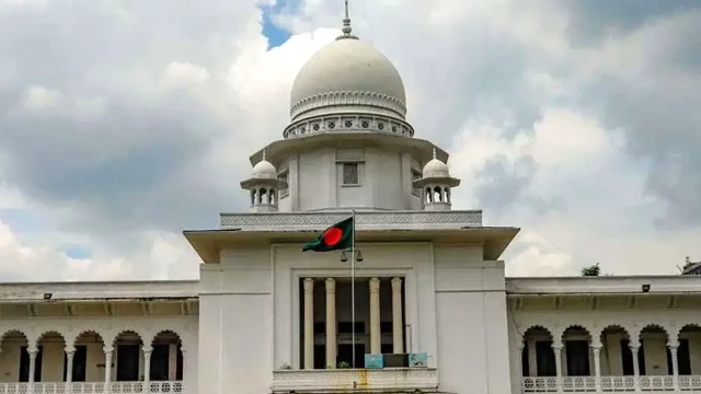 চার আসনে অনিয়মের অভিযোগ: হাইকোর্টে আবেদন গ্রহণ, সংরক্ষণে নির্বাচনী সামগ্রী