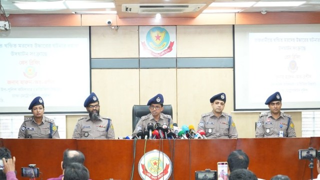 মতিঝিলে খণ্ডিত লাশের রহস্য উদঘাটন, গ্রেপ্তার রুমমেট শাহীন