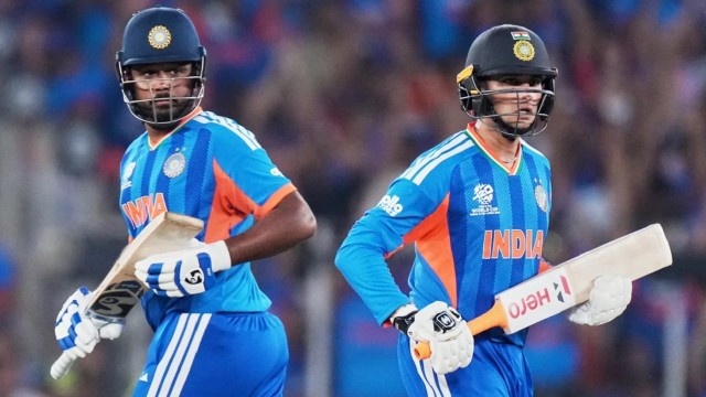 ঝড়ো ব্যাটিংয়ে ফাইনালে ভারতের রানের পাহাড়, গড়ল বিশ্বরেকর্ড