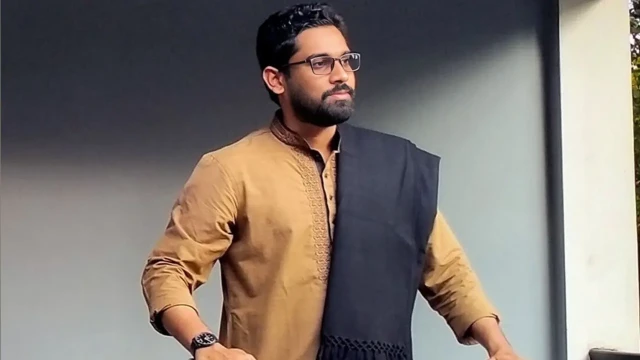 ডিজিটাল বিভ্রান্তির যুগে বই ও মননের সংকট