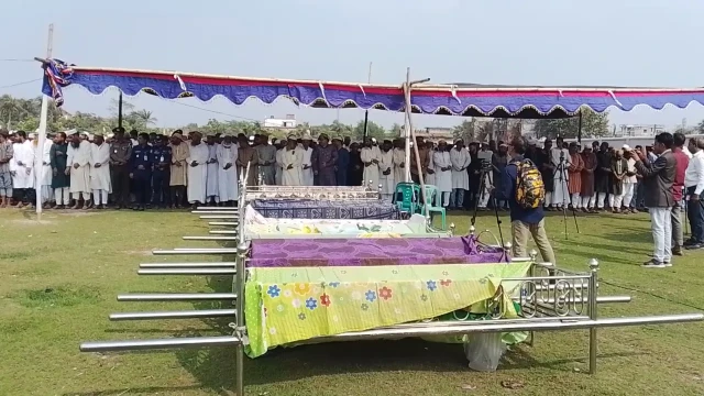 বাগেরহাটের রামপাল উপজেলা-এ নৌবাহিনীর একটি বাসের সঙ্গে মাইক্রোবাসের সংঘর্ষে নিহত একই পরিবারের ৯ সদস্য...