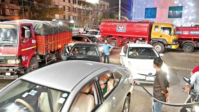 জ্বালানি তেল ব্যবস্থাপনায় ডিসিদের জন্য ৯ দিকনির্দেশনা