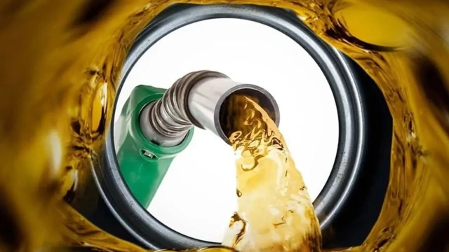 জ্বালানি সরবরাহ নিশ্চিত করতে সৌদি আরব থেকে অতিরিক্ত ডিজেল ও গ্যাসোলিন কিনছে সরকার