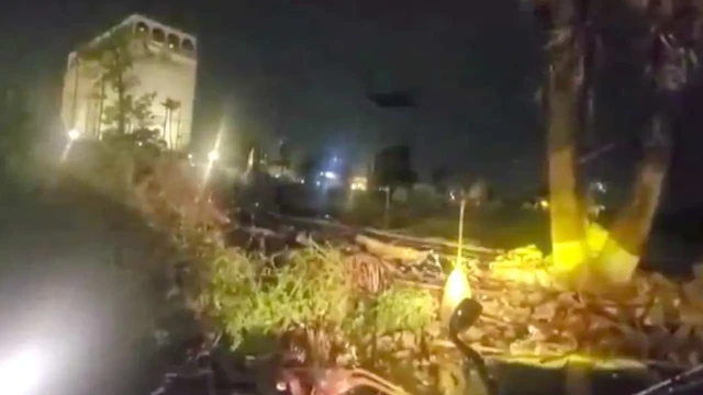 পাকিস্তানে ভবন ধসে নিহত ১৩