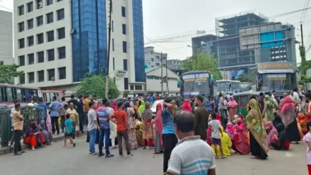তেজগাঁও লিংক রোডে  বিক্ষোভ
