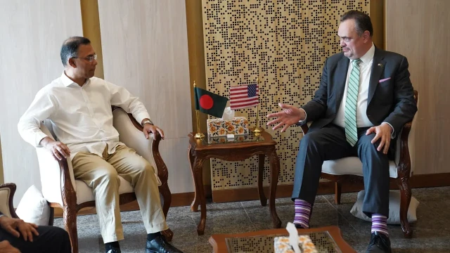 জ্বালানি ও সহযোগিতা ইস্যুতে মার্কিন রাষ্ট্রদূতের সঙ্গে প্রধানমন্ত্রীর বৈঠক