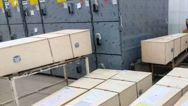 এক ফ্লাইটে ৩০ প্রবাসীর মরদেহ দেশে ফিরল