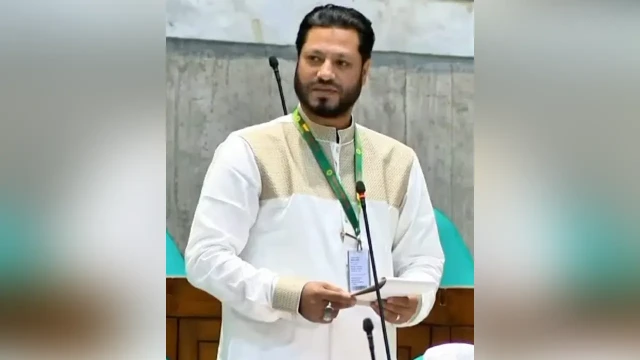 সংসদে সাংবাদিকদের ওয়েজ বোর্ড বাস্তবায়নের দাবি