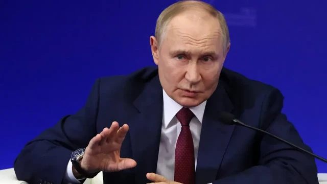 জার্মানিতে পাইপলাইনে তেল সরবরাহ বন্ধের পরিকল্পনা পুতিনের