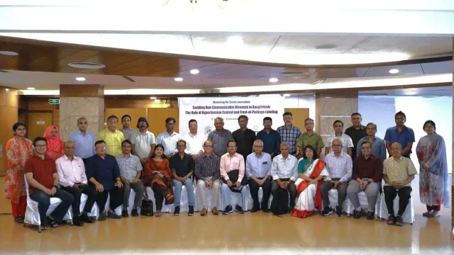 অসংক্রামক রোগে মৃত্যুহার ৭১%: খাদ্যাভ্যাস ও নীতিগত উদ্যোগে জোর দেওয়ার আহ্বান