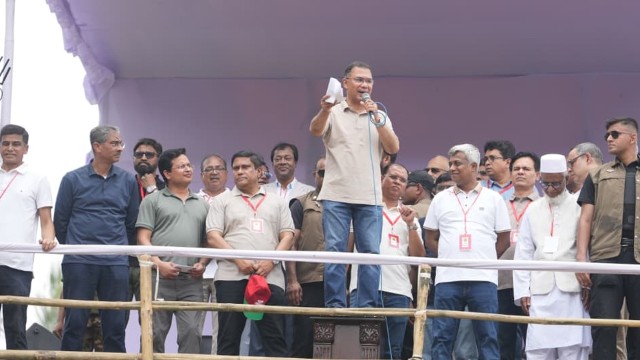 নারীদের জন্য এলপিজি কার্ড দেওয়ার পরিকল্পনার কথা জানালেন প্রধানমন্ত্রী