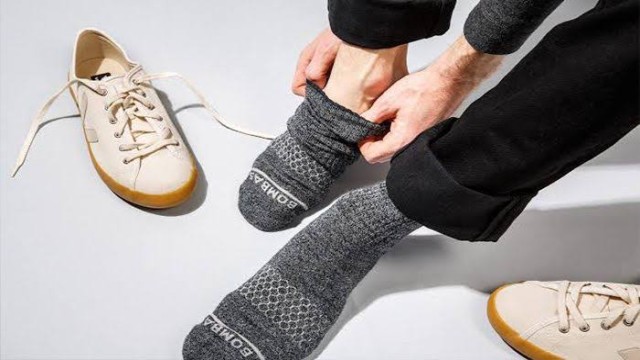 ব্যান্ডেজের ওপর মোজা পরলে মাসেহ করা যাবে?