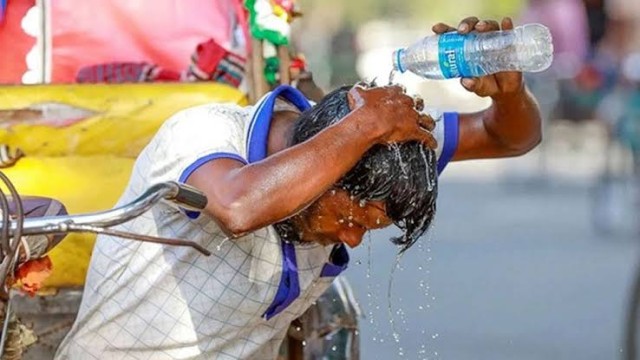 এপ্রিলে তীব্র তাপপ্রবাহ ও ঘূর্ণিঝড়ের শঙ্কা: আবহাওয়া অধিদপ্তর