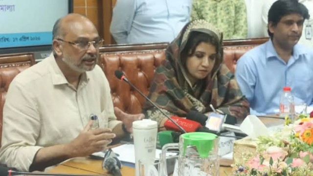 জনগণের প্রতি দায়বদ্ধতার কারণেই আমরা 'শাস্তি' পাচ্ছি: অর্থ উপদেষ্টা