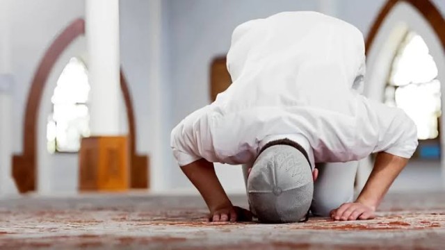 শীতকালে গোসল ছাড়া নামাজ পড়া যাবে?