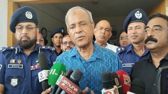 এসপি নিয়োগে তিনটি ক্যাটাগরি, বাদ পড়েননি মেধাবীরা : স্বরাষ্ট্র উপদেষ্টা