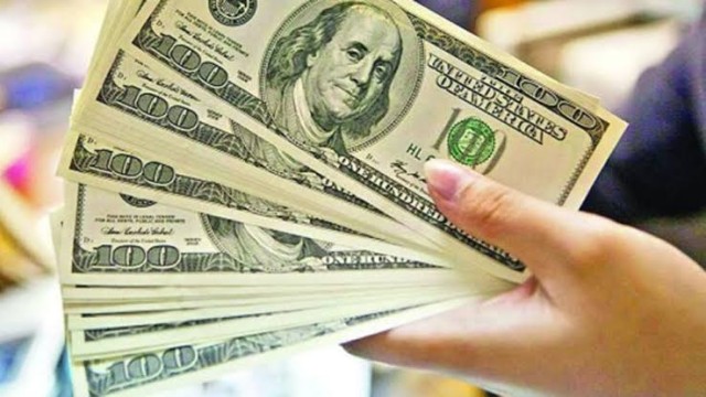 ডলারবাজারে হস্তক্ষেপ, ৫ মাসে কেনা হয়েছে আড়াই বিলিয়ন