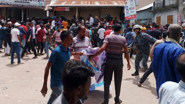 কালীগঞ্জে বিএনপির দুই পক্ষের সংঘর্ষ: পুলিশসহ আহত ১২