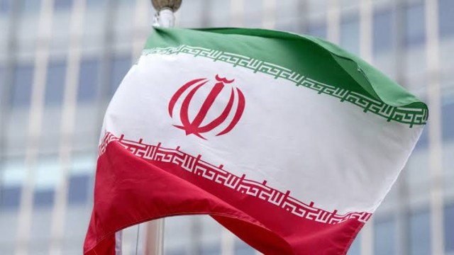 ইরানে ক্ষমতা হস্তান্তরের প্রক্রিয়া শুরু: তিন সদস্যের ‘সাময়িক নেতৃত্ব পরিষদ’ গঠন